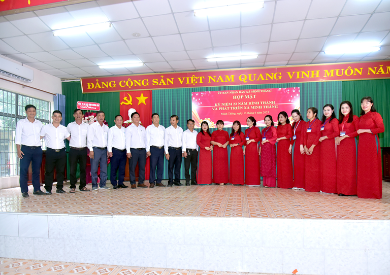 Minh Thắng tổ chức họp mặt kỷ niệm 23 năm hình thành và phát triển